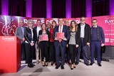 <div class=lightGallery-captions><p>Imagen que muestra la participación de umivale Activa en la IV Edición de los Premios Foment del Treball 2024 donde resultó premiada en la categoría de formación y finalista en la categoría de Bienestar en el trabajo</p><p>4ª Edición de los `Premios PRL Foment del Treball 2024` Umivale Activa fue premiada en la categoría Formación . En concreto, la Mutua fue premiada por la campaña de seguridad vial elaborada con realidad virtual y dirigida a trabajadores motoristas, así como el resto de material divulgativo adicional en materia de prevención de accidentes de tráfico. La Mutua también quedó finalista en la categoría Bienestar en el Trabajo con la Escuela de Salud Umivale Activa </p><h4>Material cedido por 003 - UMIVALE ACTIVA</h4><span>11/12/2024</span></div>